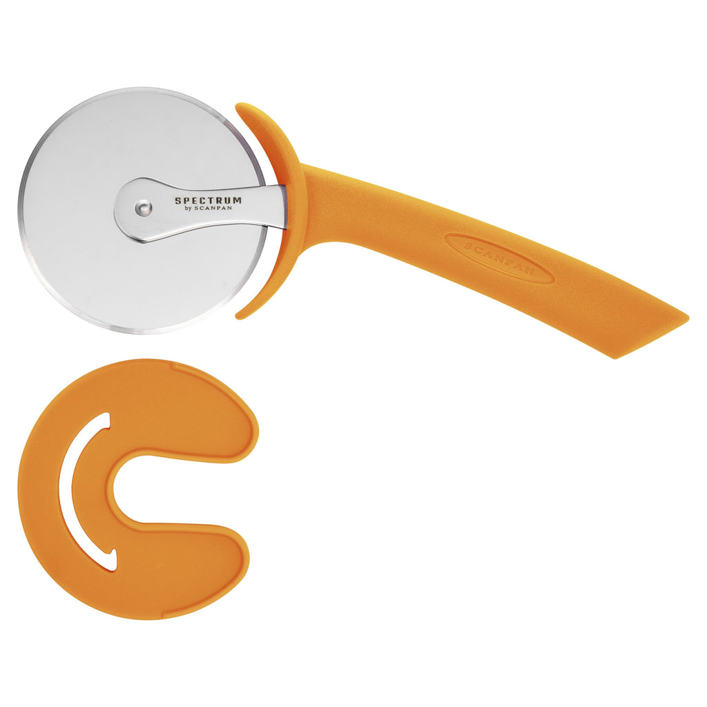 Spectrum Pizza Cutter - Carrot